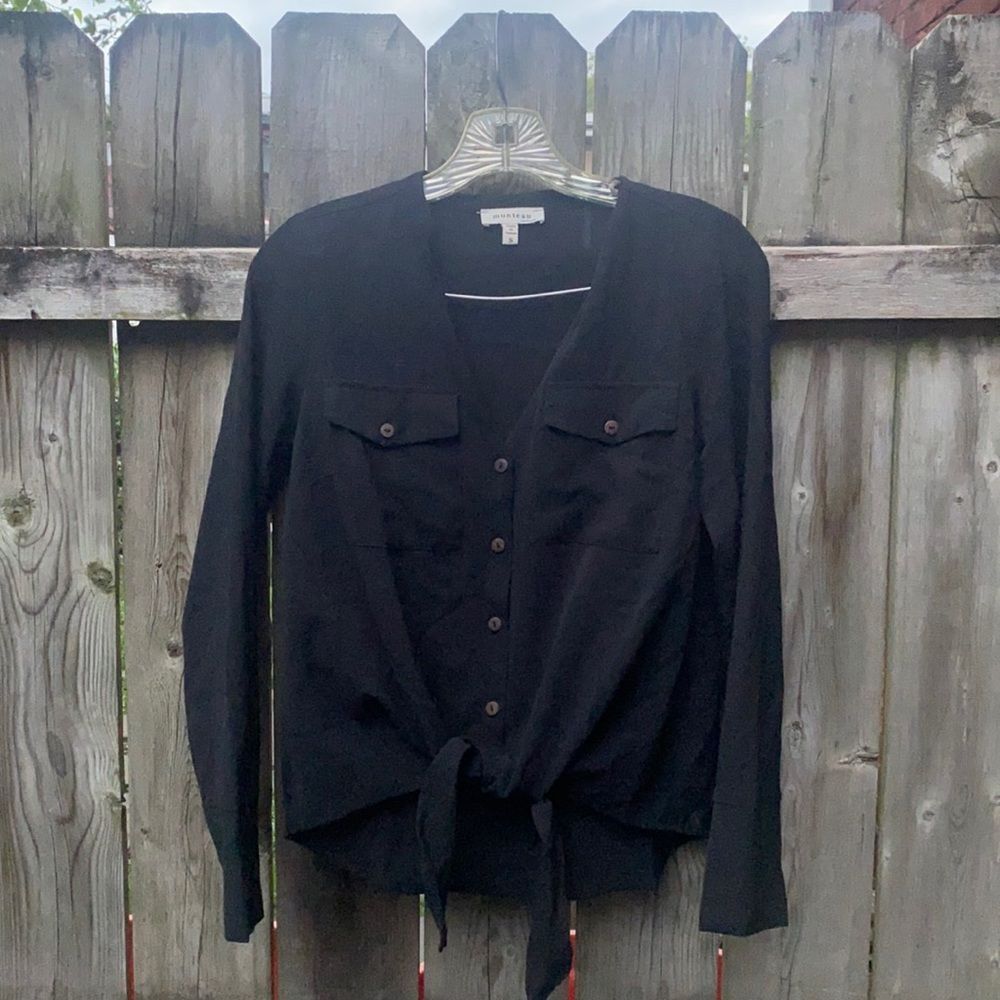 Black Tye top sz. S